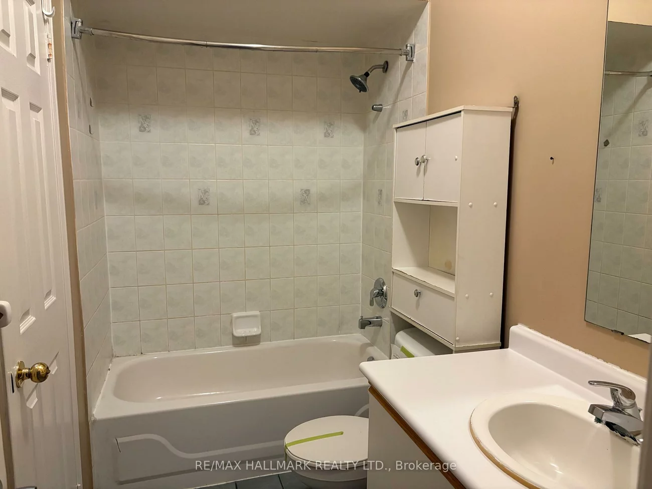 138, Spadina, Brampton West, Brampton