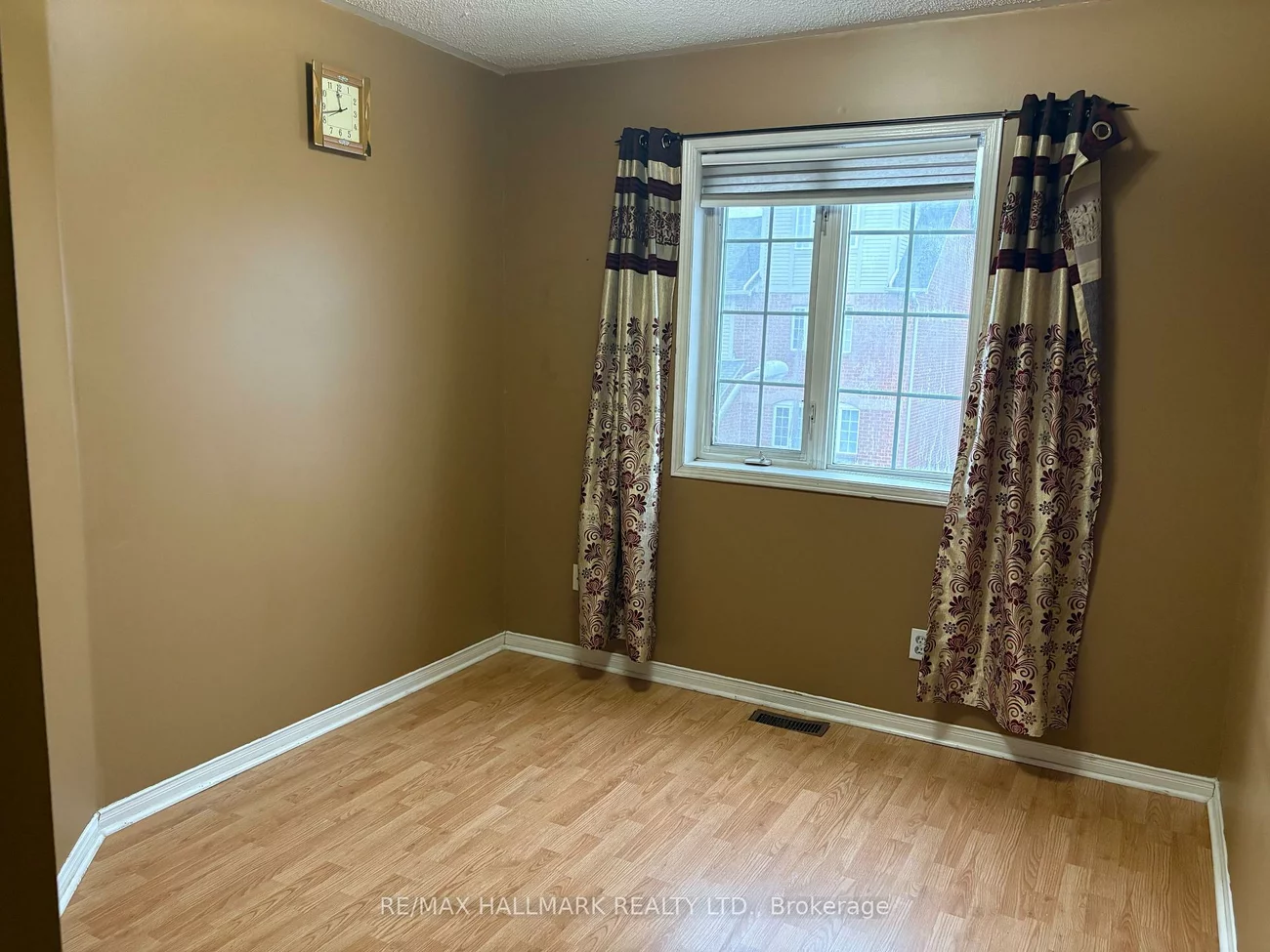 138, Spadina, Brampton West, Brampton