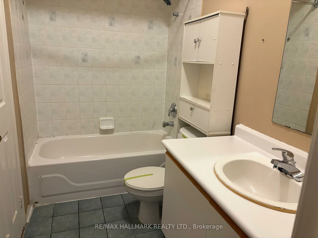 138, Spadina, Brampton West, Brampton