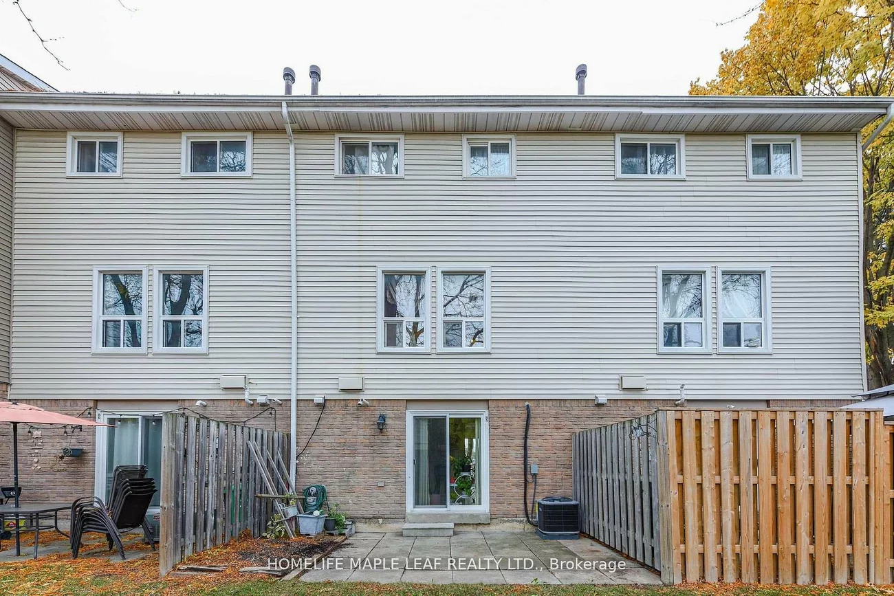 85, Enmount, Southgate, Brampton