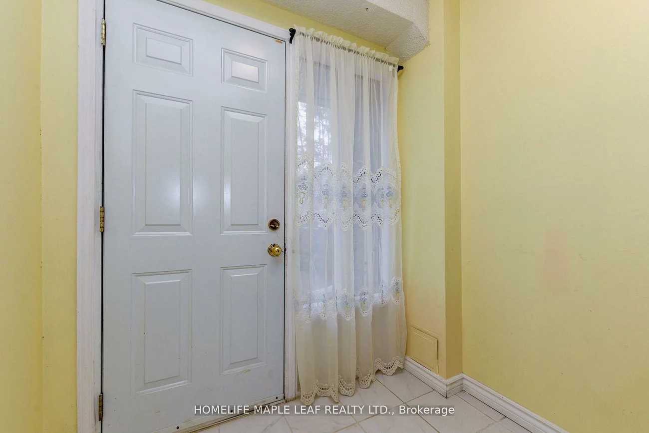 85, Enmount, Southgate, Brampton