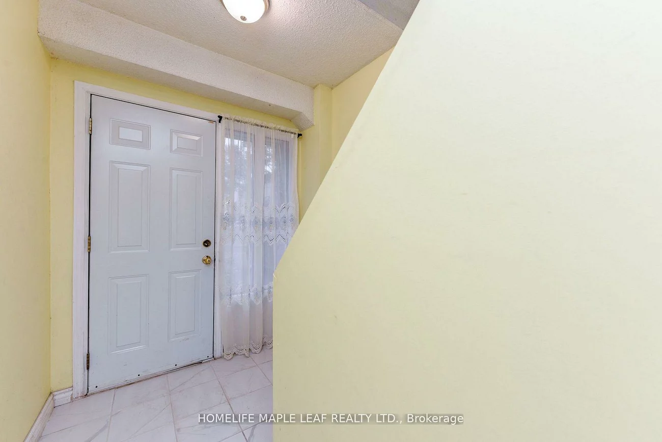 85, Enmount, Southgate, Brampton