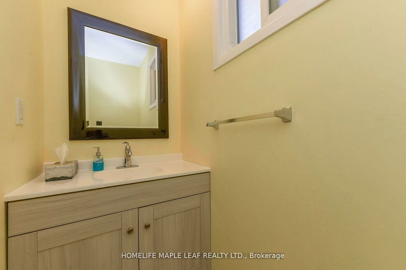 85, Enmount, Southgate, Brampton