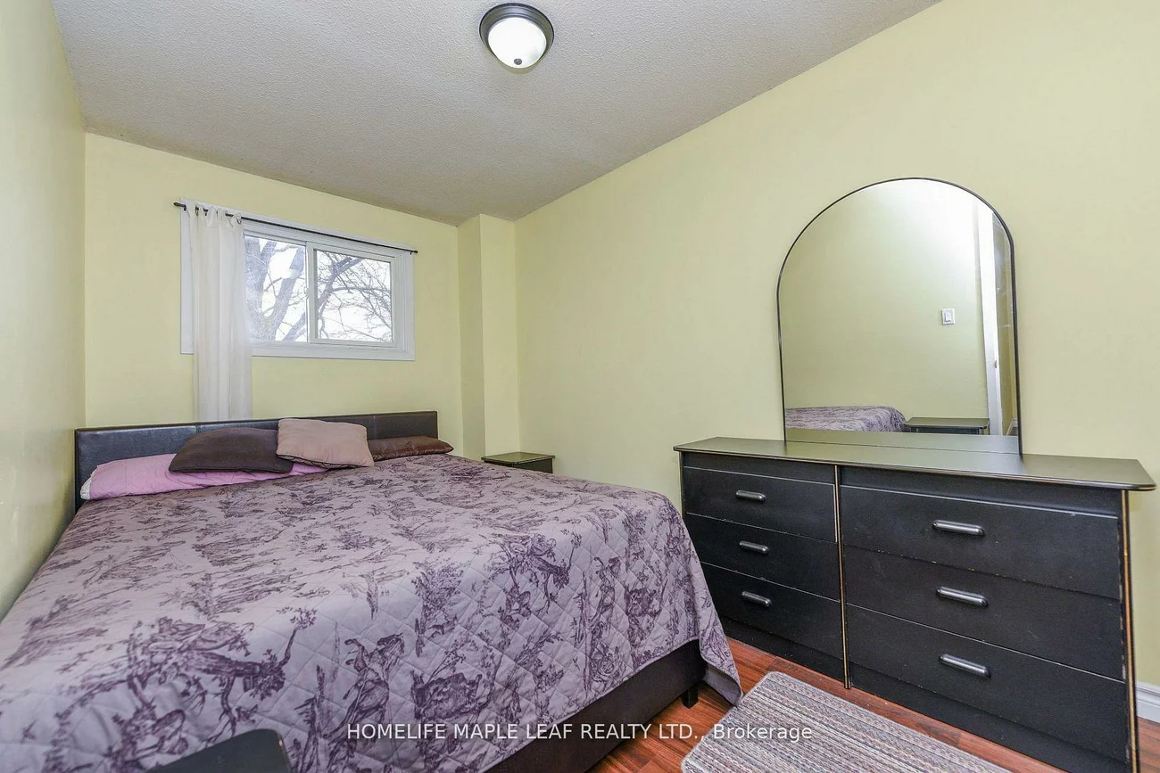 85, Enmount, Southgate, Brampton