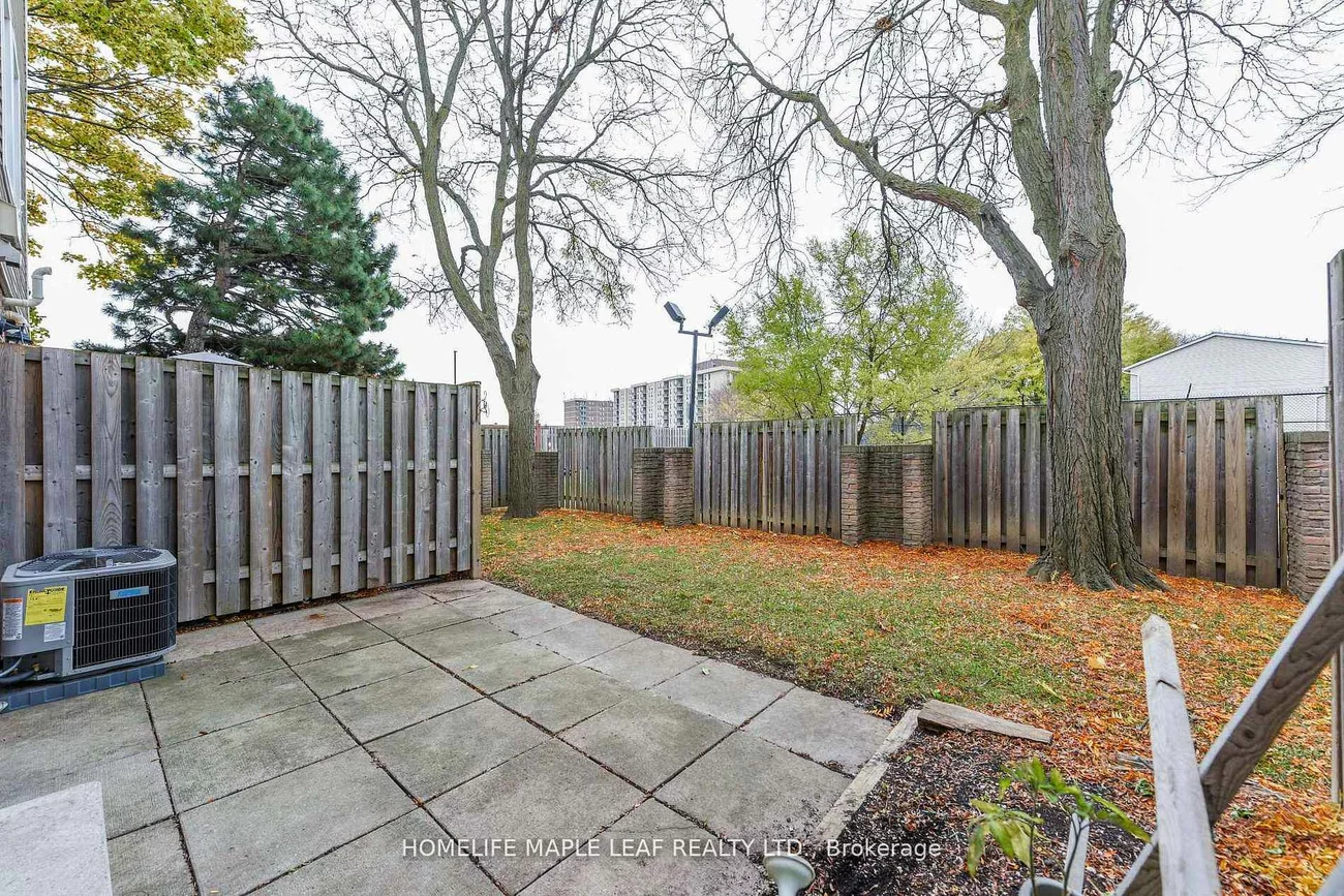 85, Enmount, Southgate, Brampton