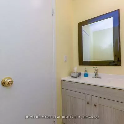 85, Enmount, Southgate, Brampton