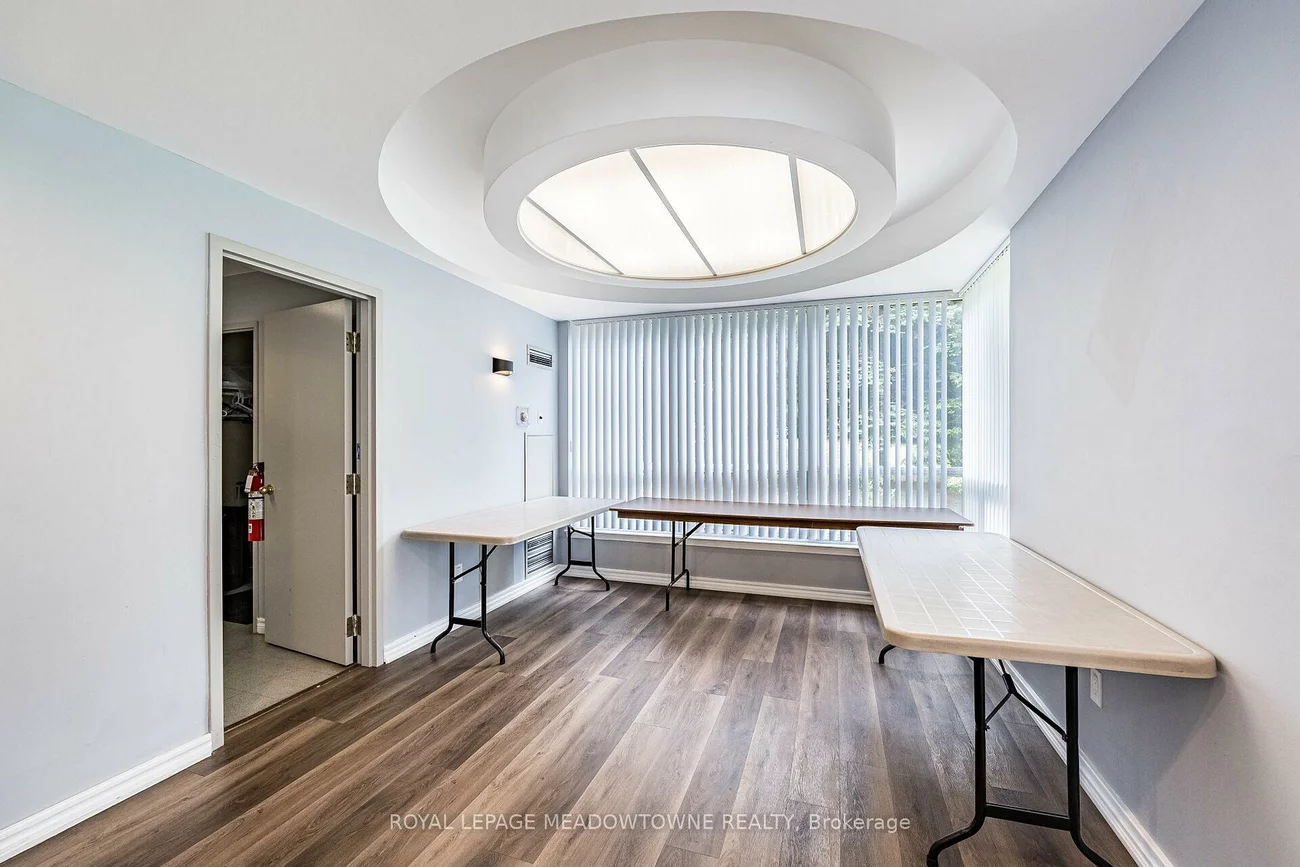 12, Laurelcrest, Queen Street Corridor, Brampton