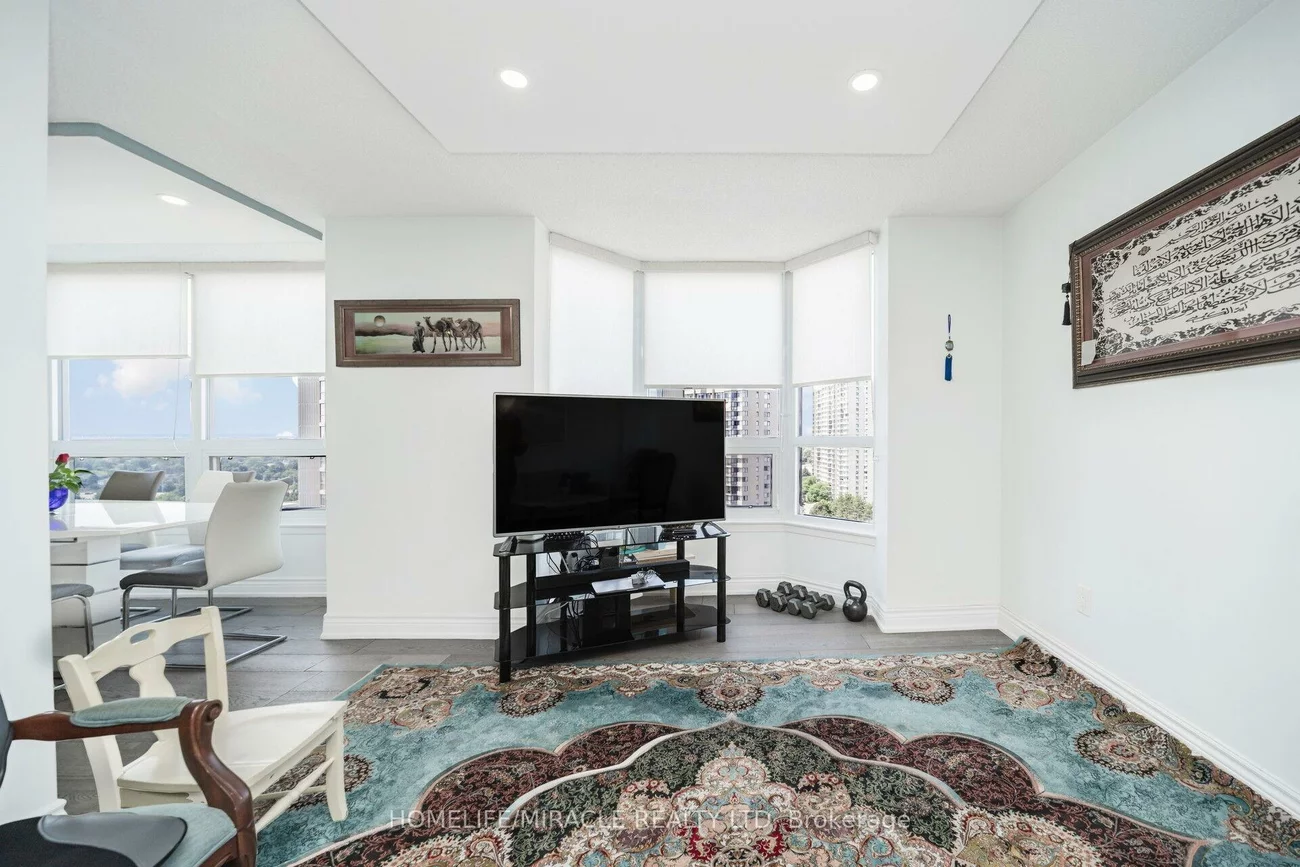 8, Lisa, Queen Street Corridor, Brampton