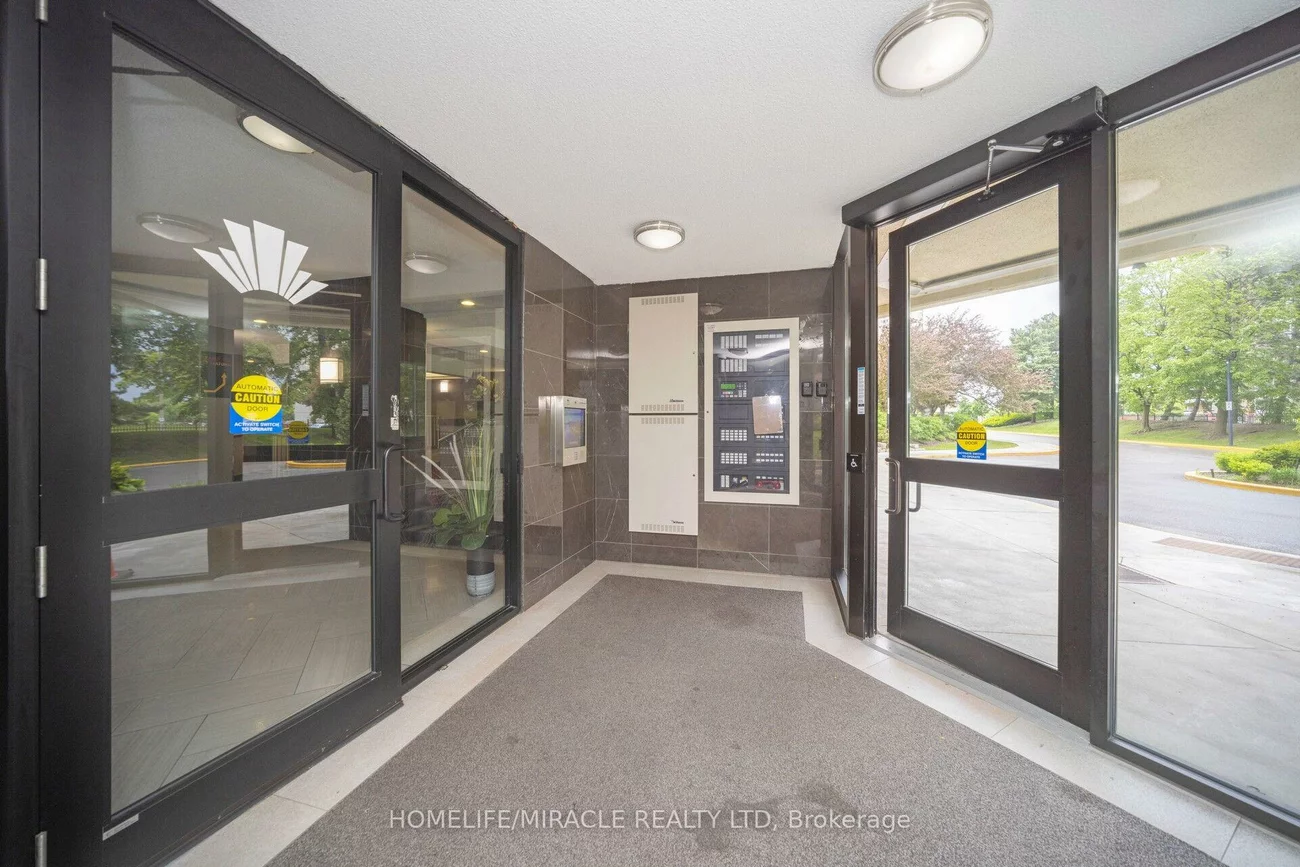 8, Lisa, Queen Street Corridor, Brampton