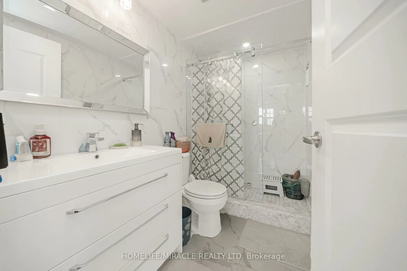 8, Lisa, Queen Street Corridor, Brampton