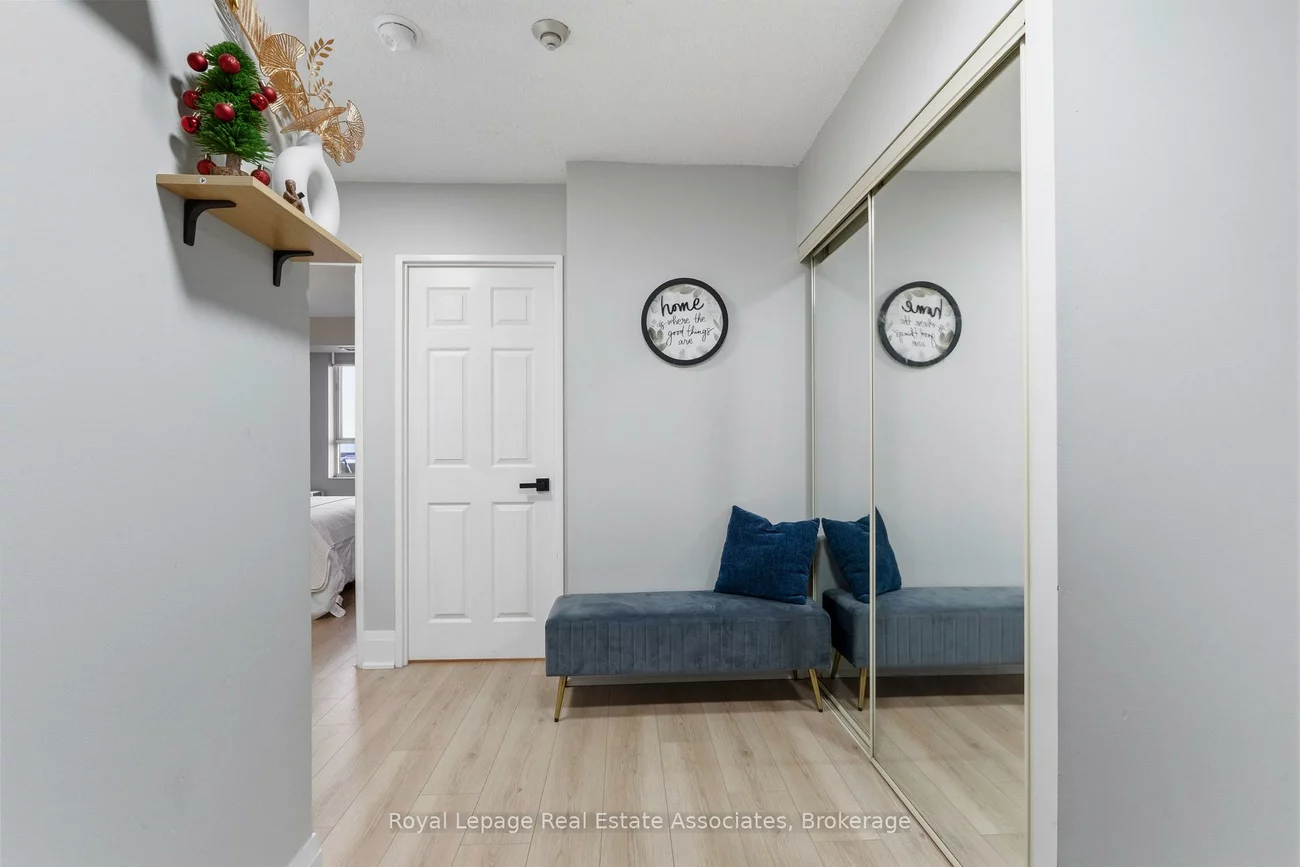 100, County Court, Fletcher's Creek South, Brampton