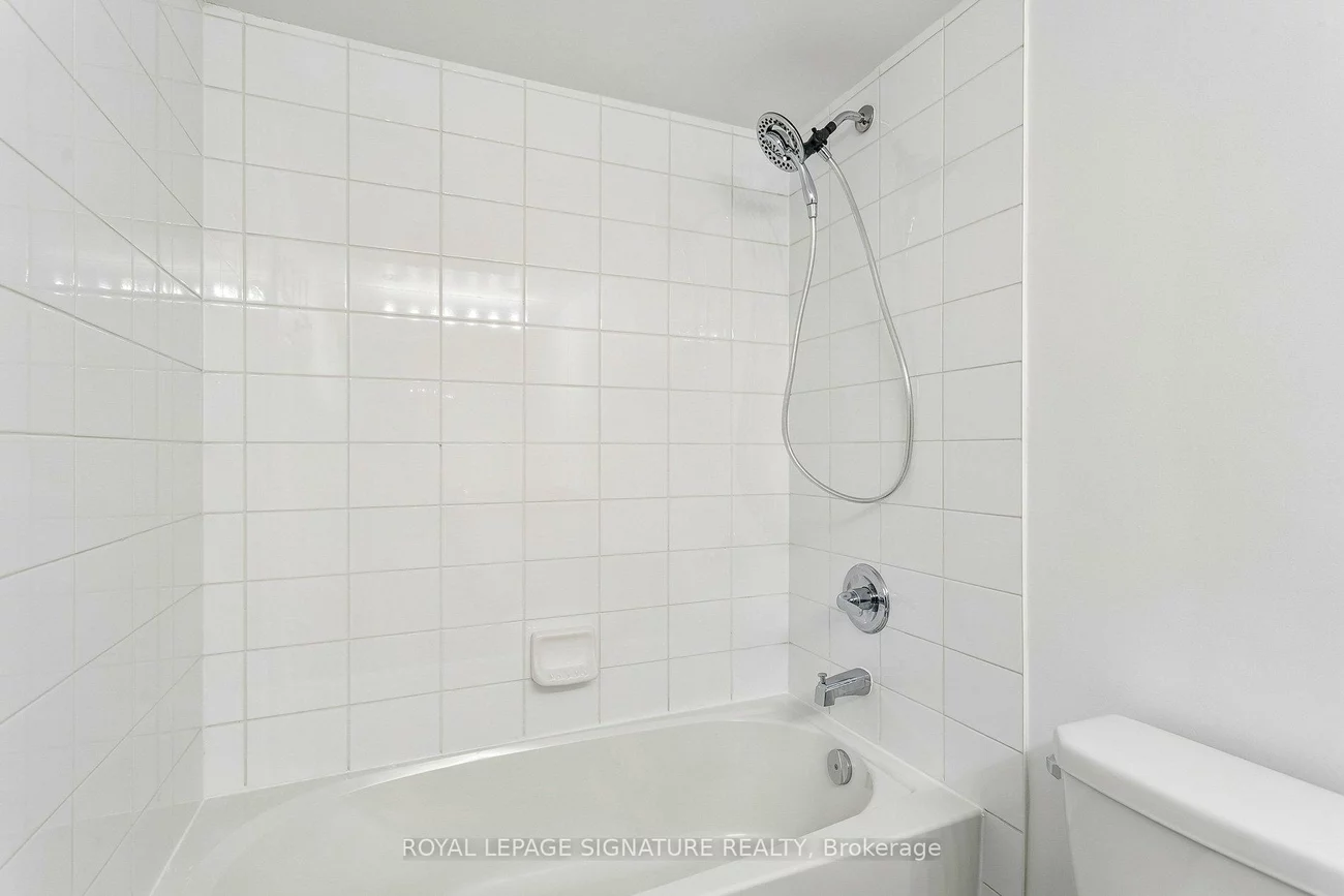 1, Beckenrose, Bram West, Brampton