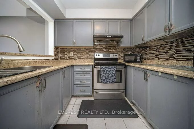 2, Sir Lou, Fletcher's Creek South, Brampton