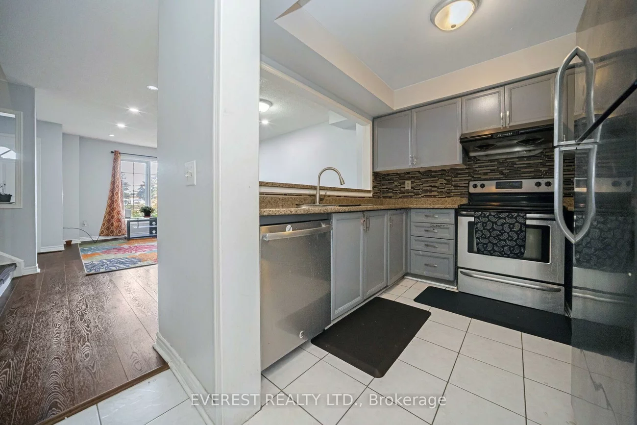 2, Sir Lou, Fletcher's Creek South, Brampton