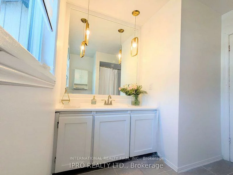 52, Vodden, Brampton North, Brampton