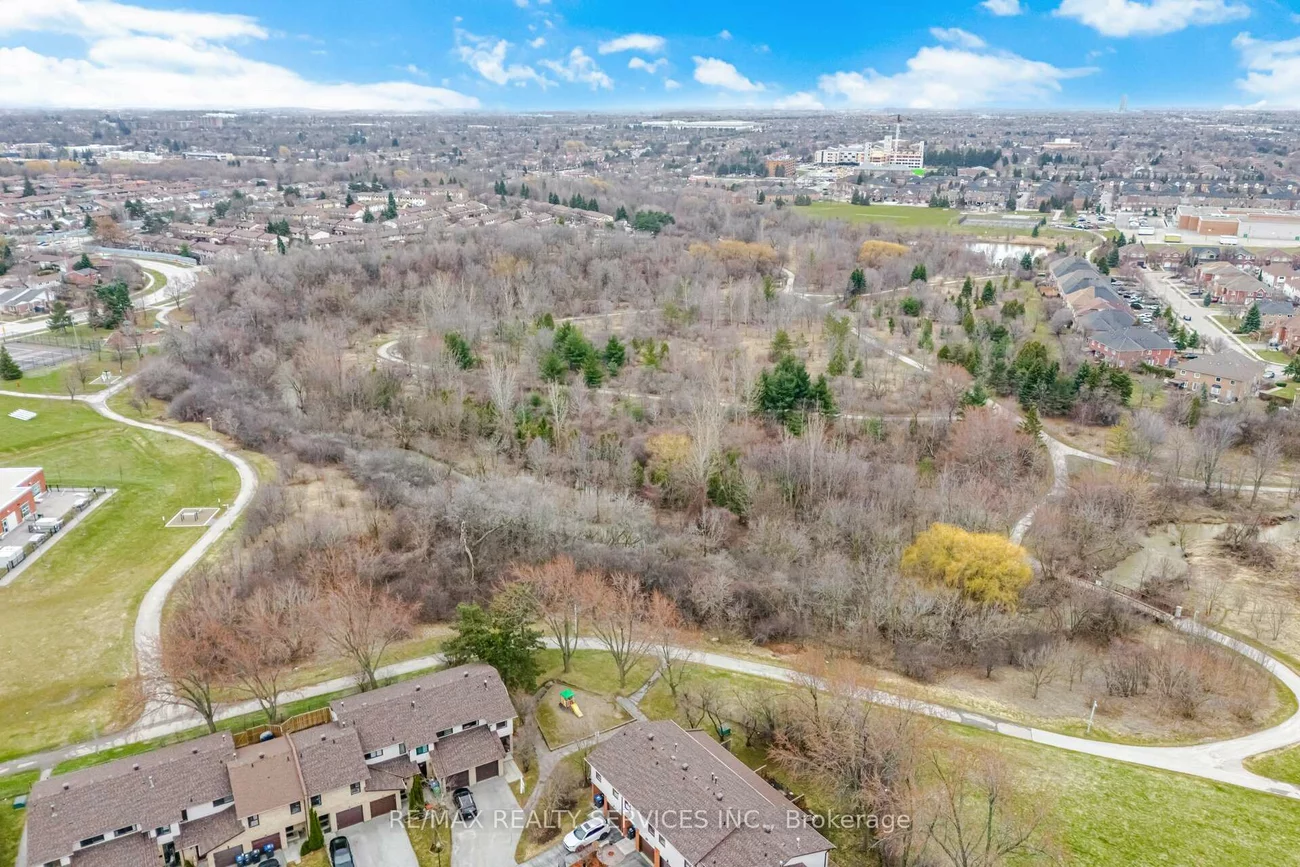 27, Dawson, Brampton North, Brampton