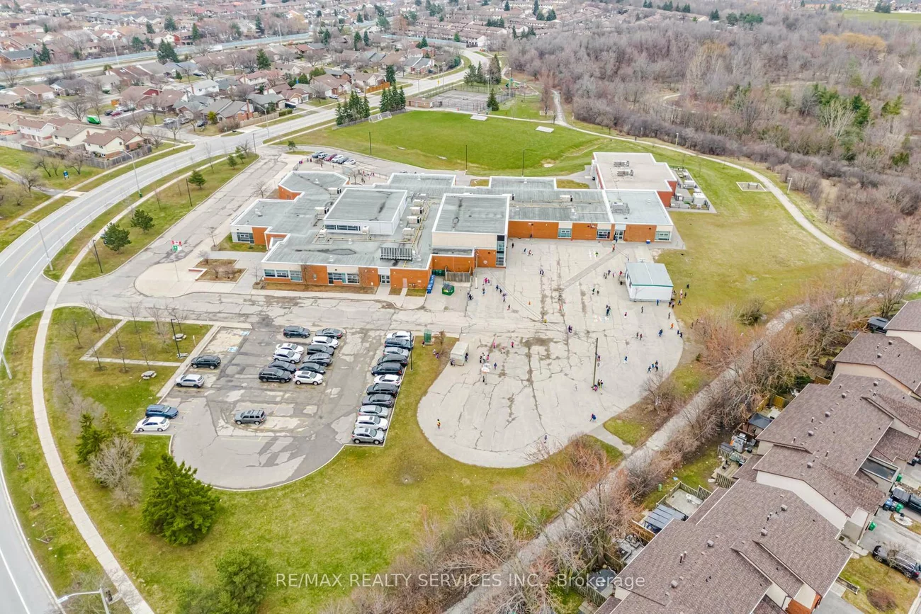 27, Dawson, Brampton North, Brampton