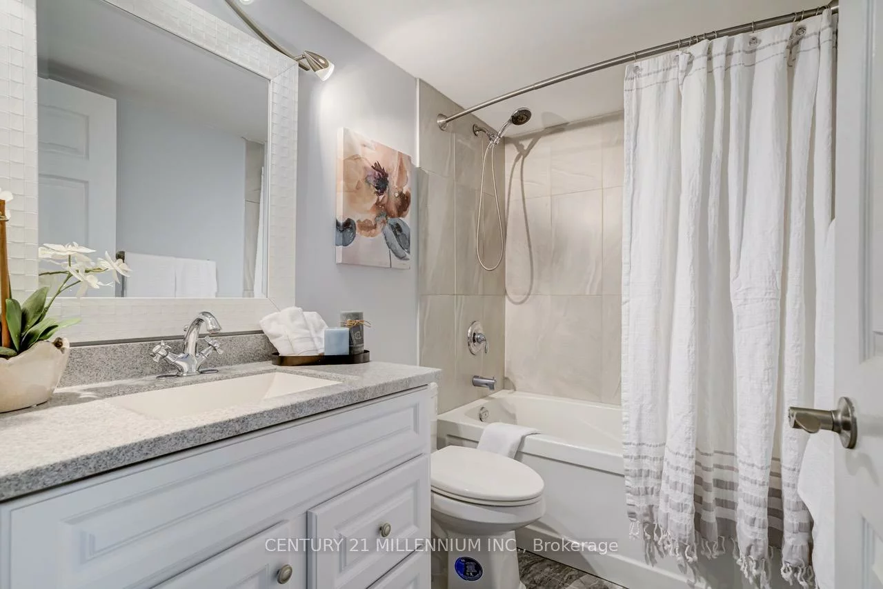 5, Lisa, Queen Street Corridor, Brampton