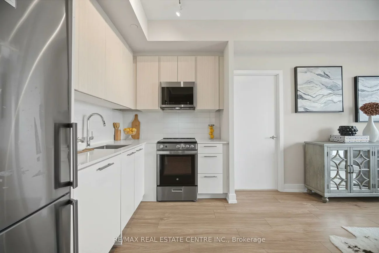 215, Veterans, Northwest Brampton, Brampton