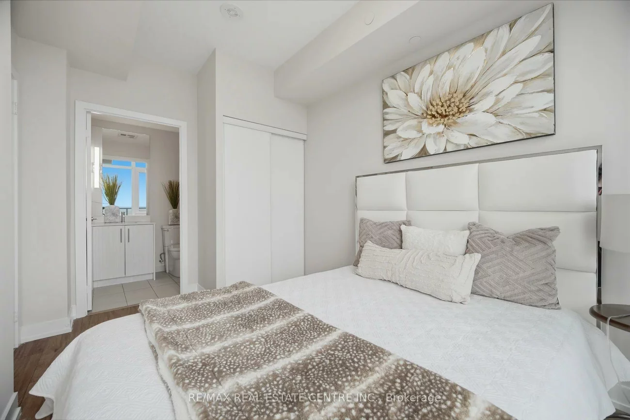 215, Veterans, Northwest Brampton, Brampton