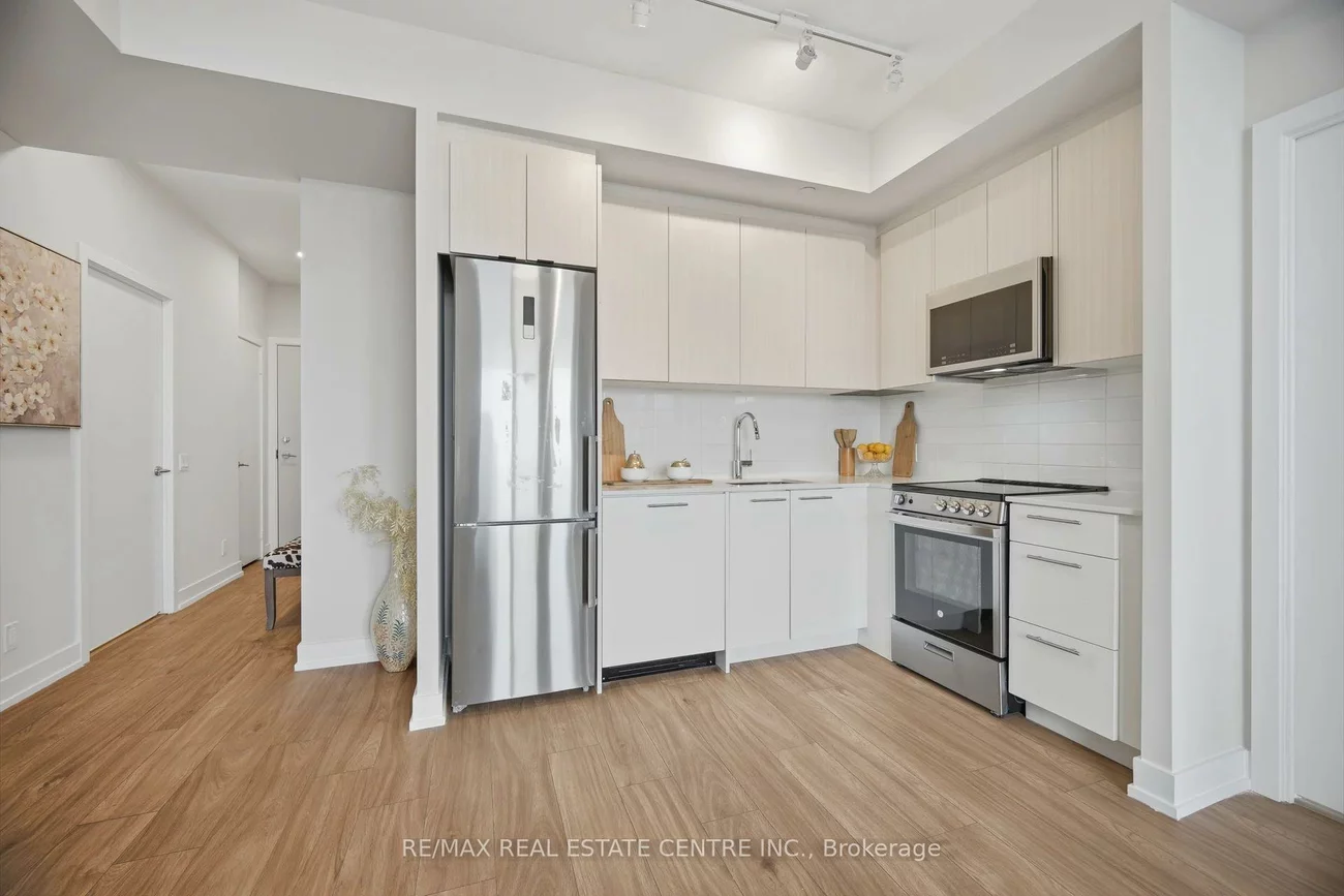 215, Veterans, Northwest Brampton, Brampton