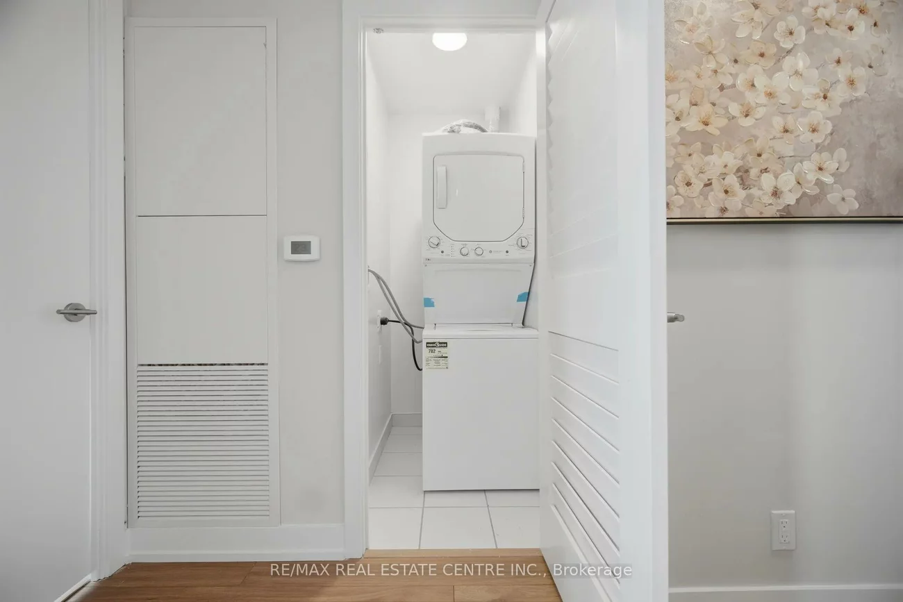 215, Veterans, Northwest Brampton, Brampton