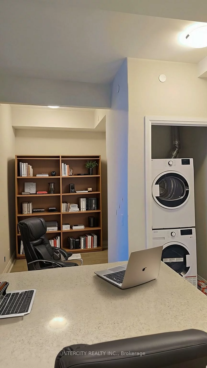 15, Lynch, Queen Street Corridor, Brampton