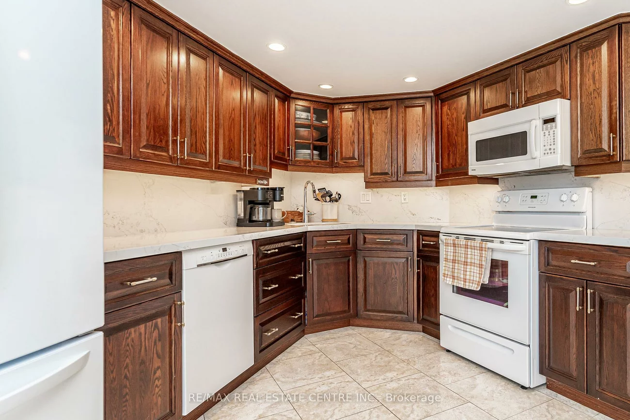 20, Cherrytree, Fletcher's Creek South, Brampton