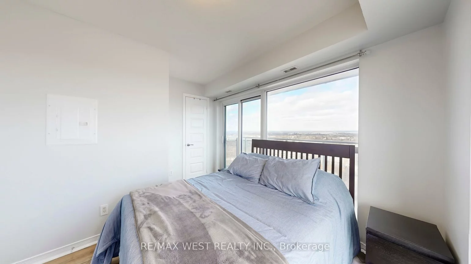 215, Queen, Queen Street Corridor, Brampton