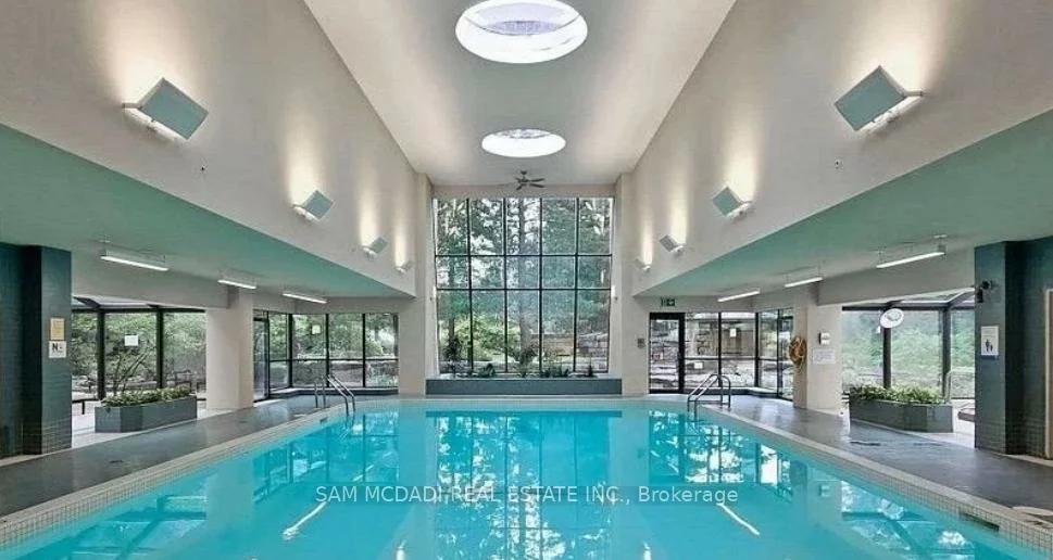 24, Hanover, Queen Street Corridor, Brampton