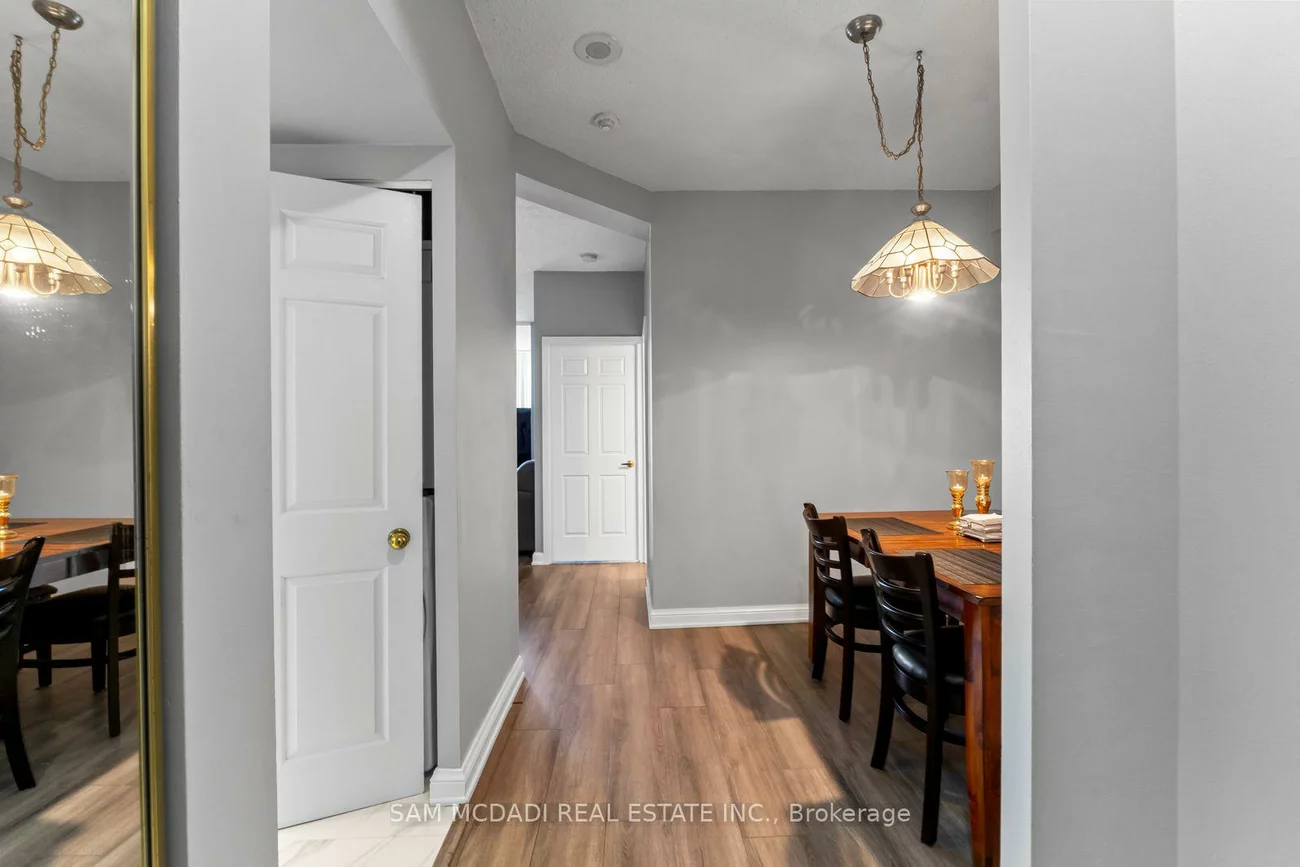 24, Hanover, Queen Street Corridor, Brampton