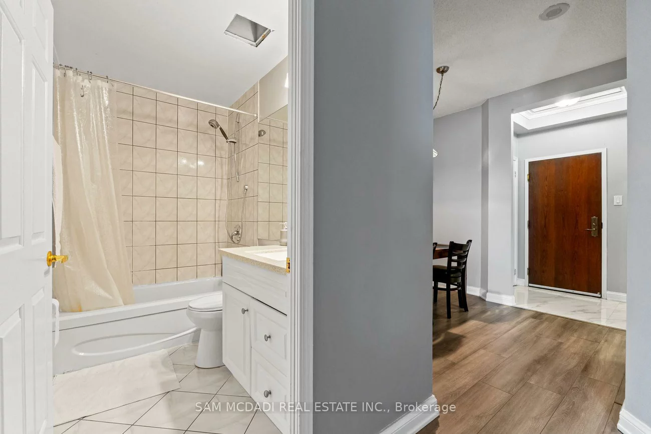 24, Hanover, Queen Street Corridor, Brampton