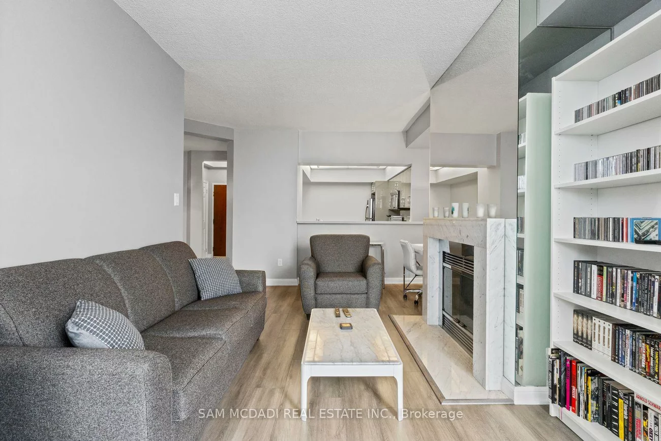 24, Hanover, Queen Street Corridor, Brampton