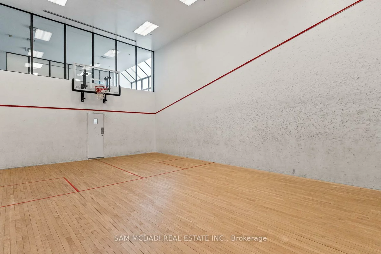 24, Hanover, Queen Street Corridor, Brampton