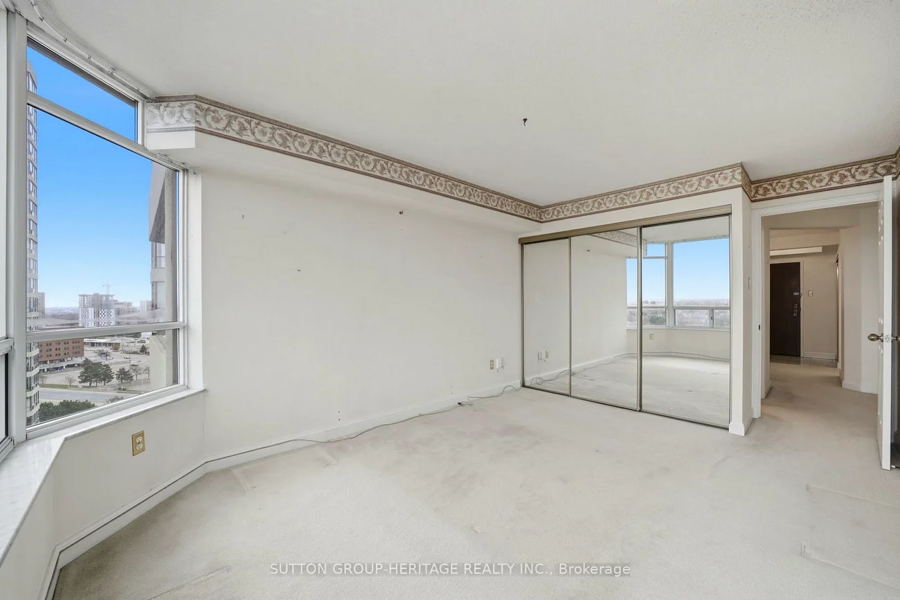 24, Hanover, Queen Street Corridor, Brampton