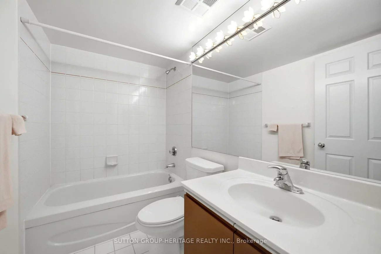 24, Hanover, Queen Street Corridor, Brampton