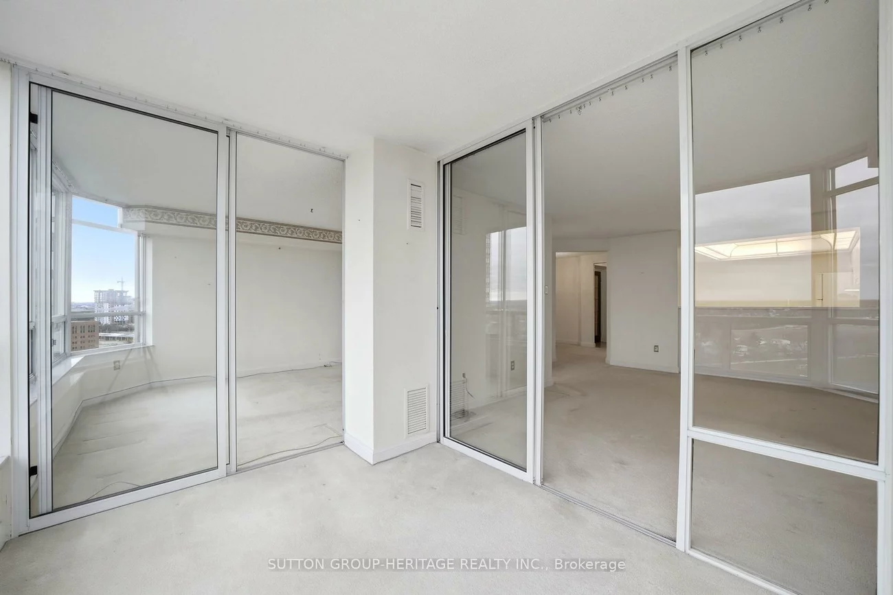 24, Hanover, Queen Street Corridor, Brampton