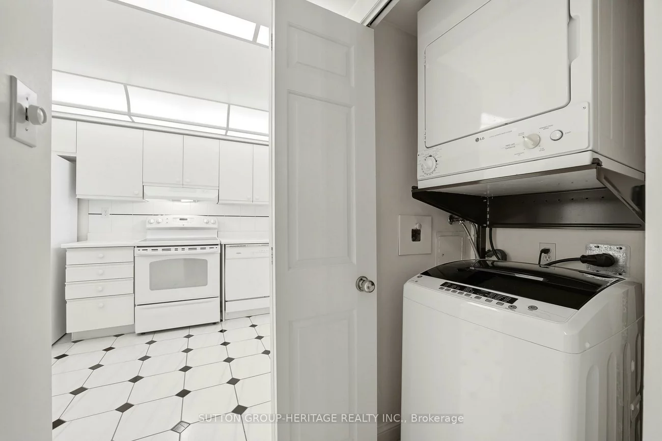 24, Hanover, Queen Street Corridor, Brampton