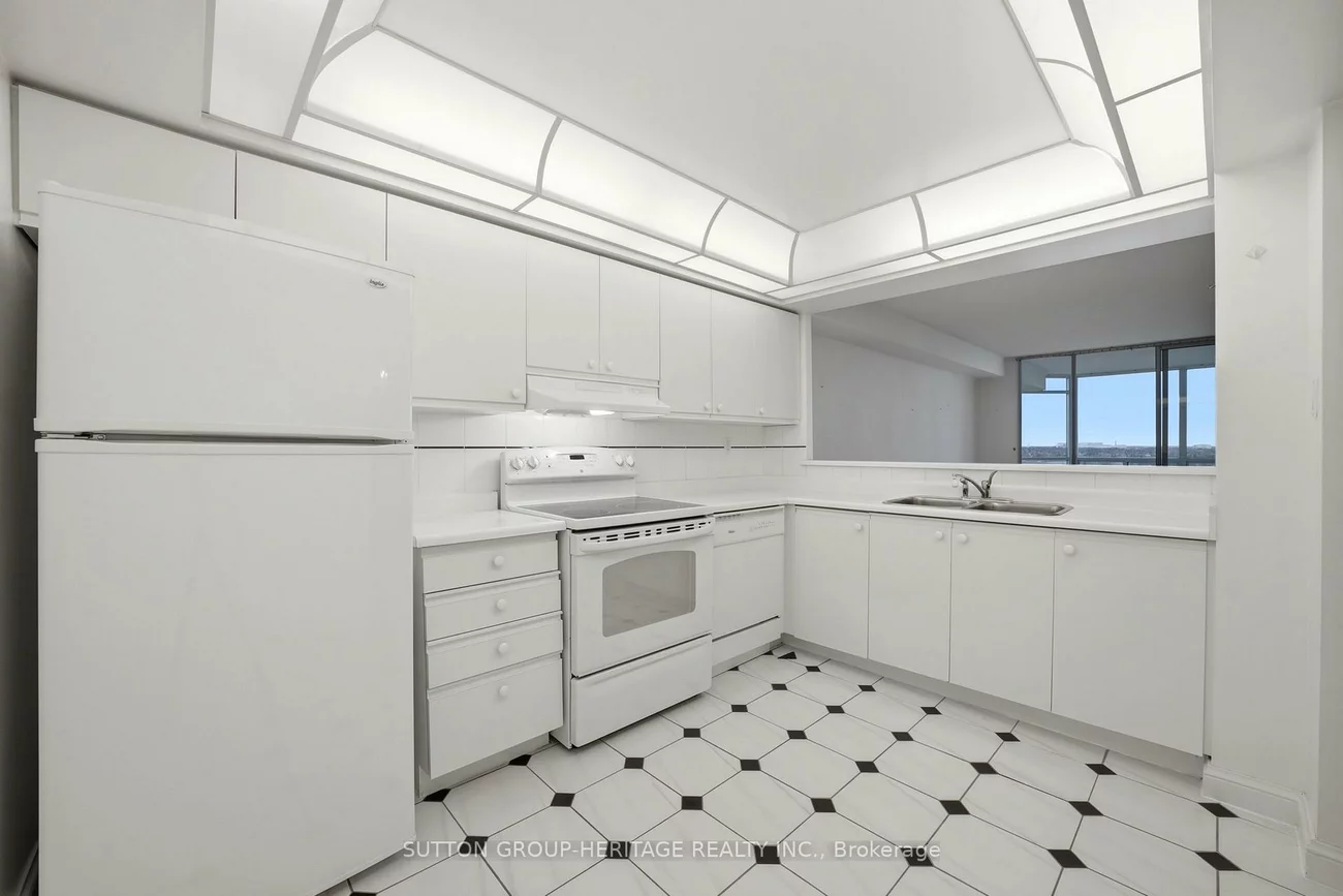 24, Hanover, Queen Street Corridor, Brampton