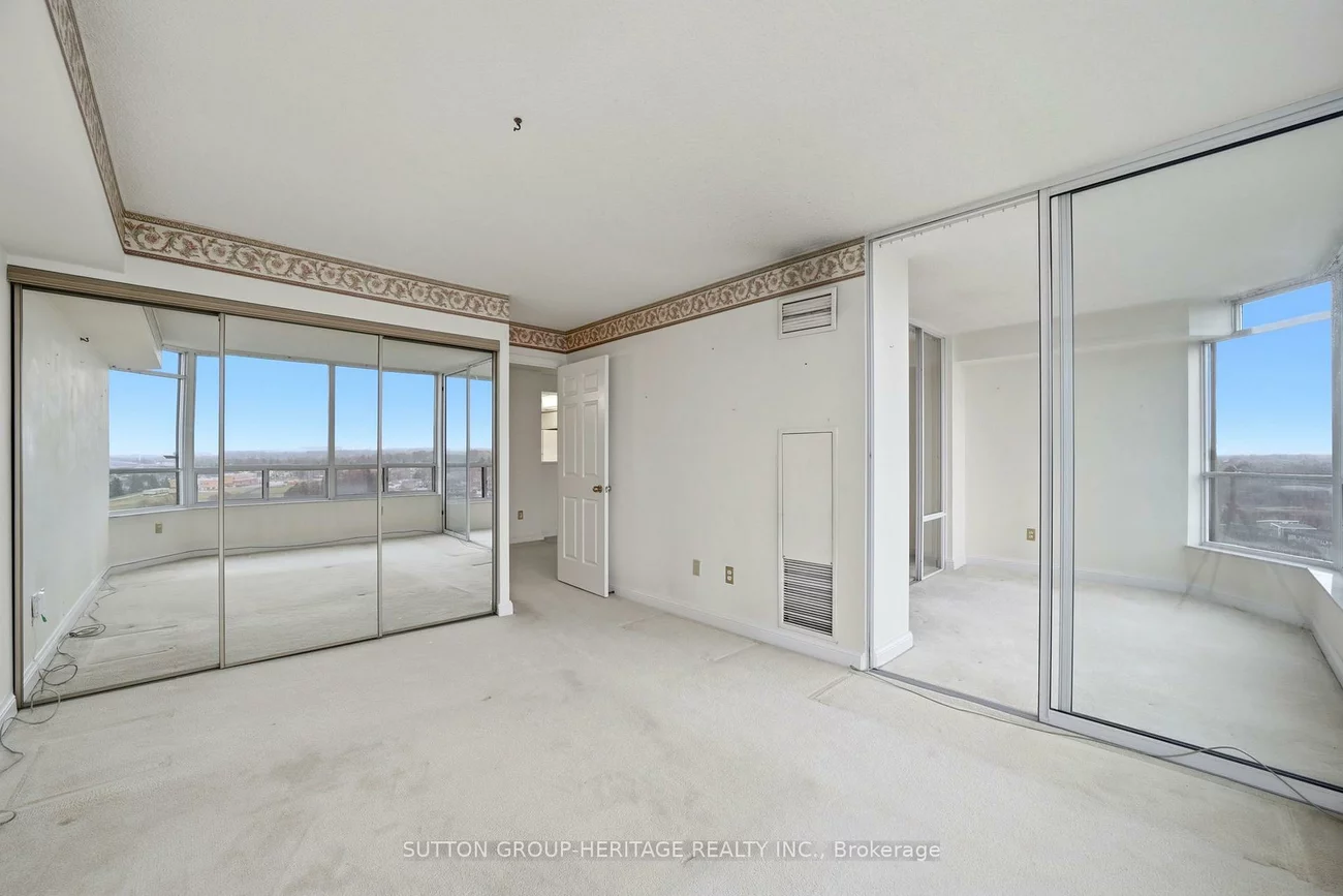 24, Hanover, Queen Street Corridor, Brampton