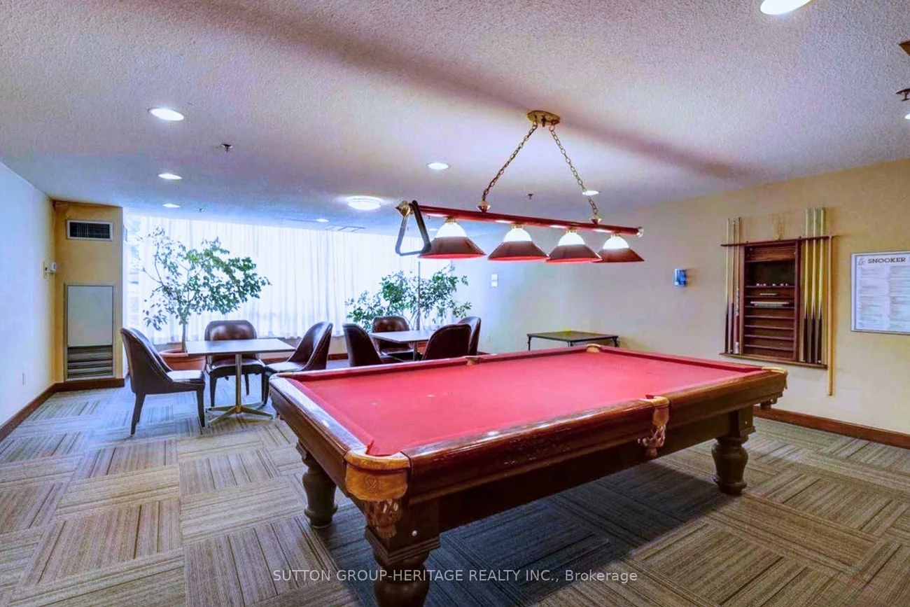 24, Hanover, Queen Street Corridor, Brampton