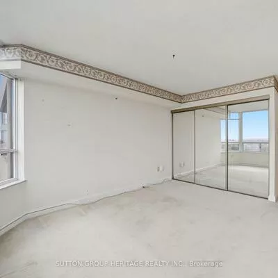 24, Hanover, Queen Street Corridor, Brampton