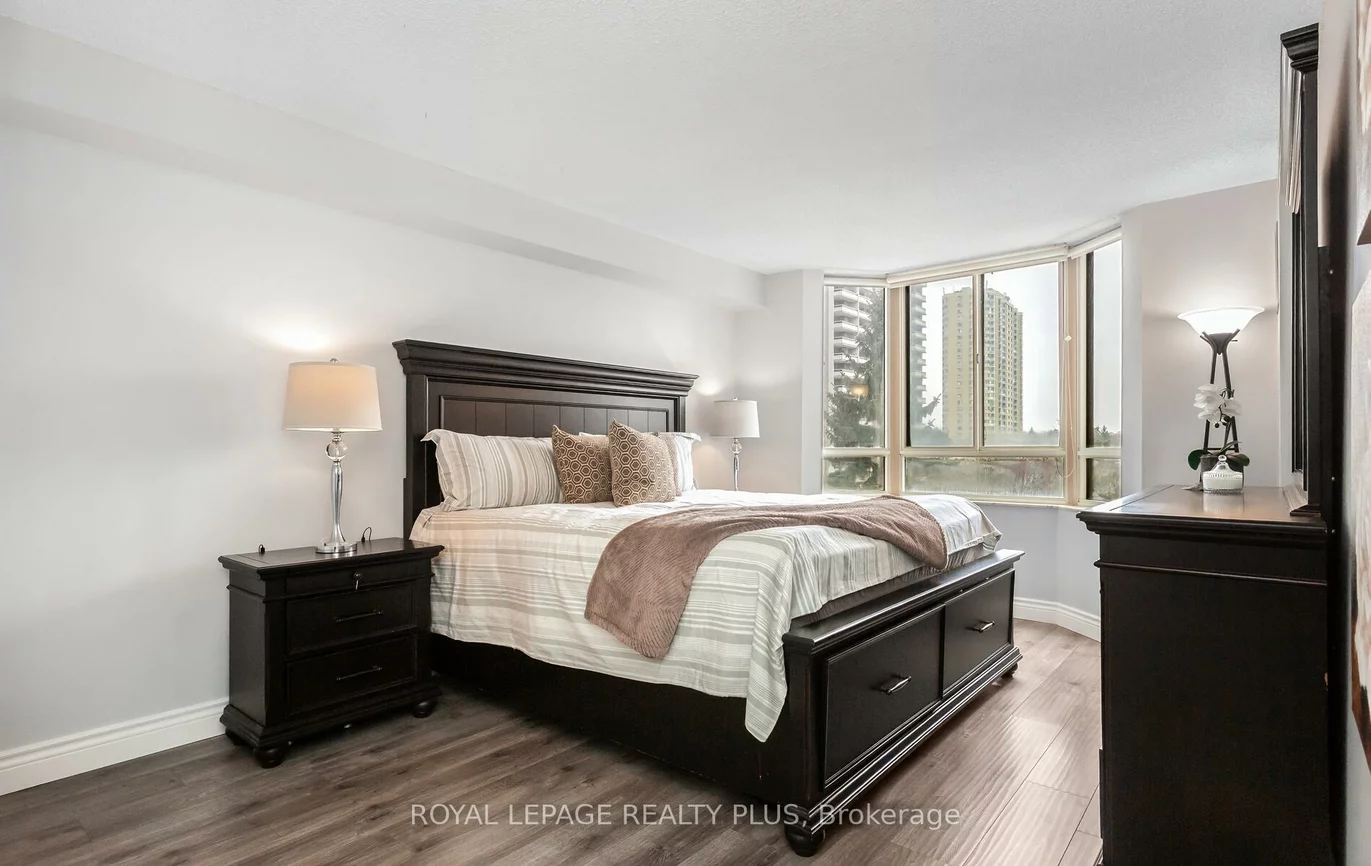 5, Lisa, Queen Street Corridor, Brampton