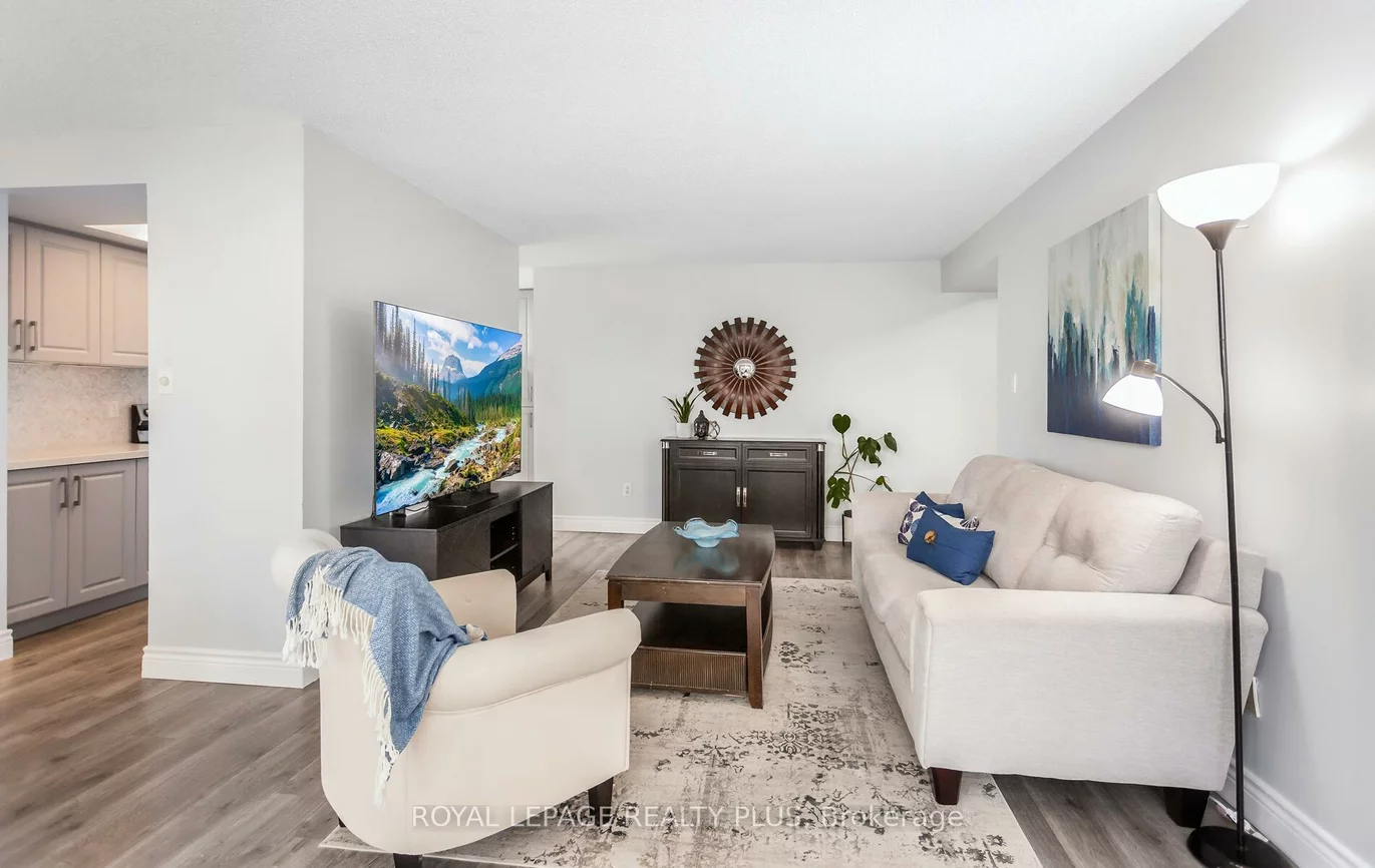 5, Lisa, Queen Street Corridor, Brampton