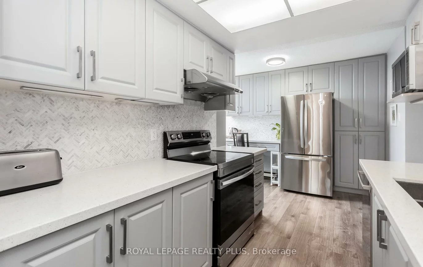 5, Lisa, Queen Street Corridor, Brampton