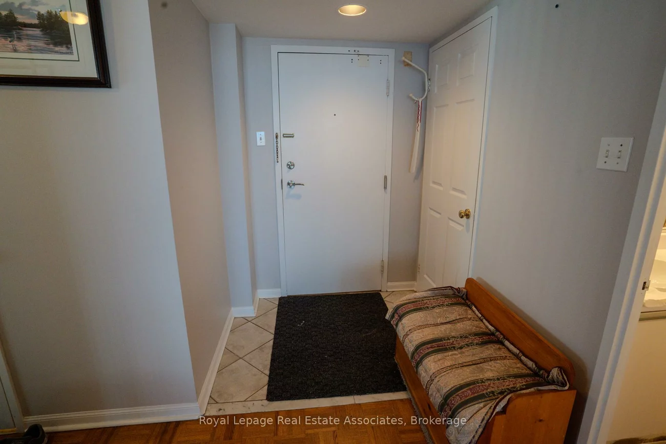 12, Laurelcrest, Queen Street Corridor, Brampton