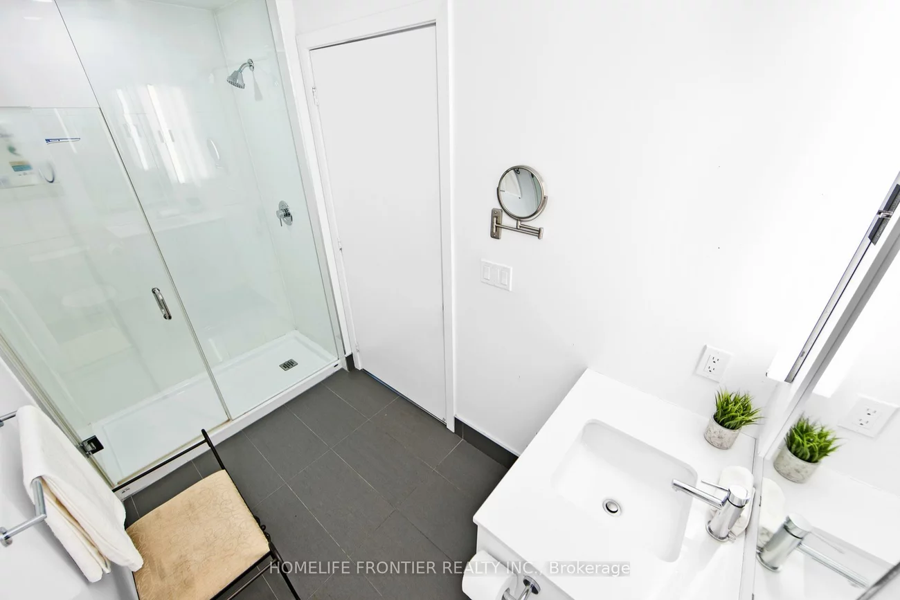 180, Veterans, Northwest Brampton, Brampton