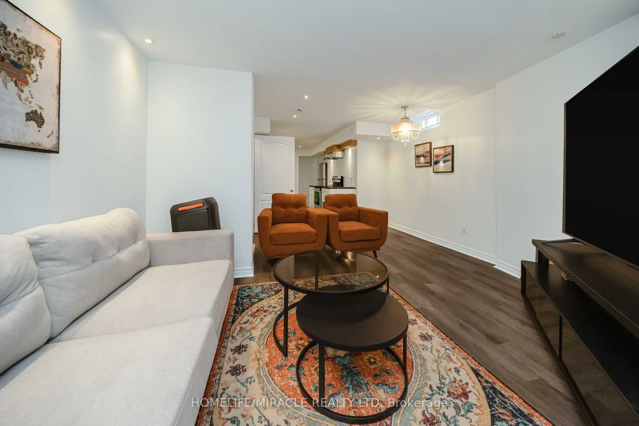 2, Aspen Hills, Credit Valley, Brampton