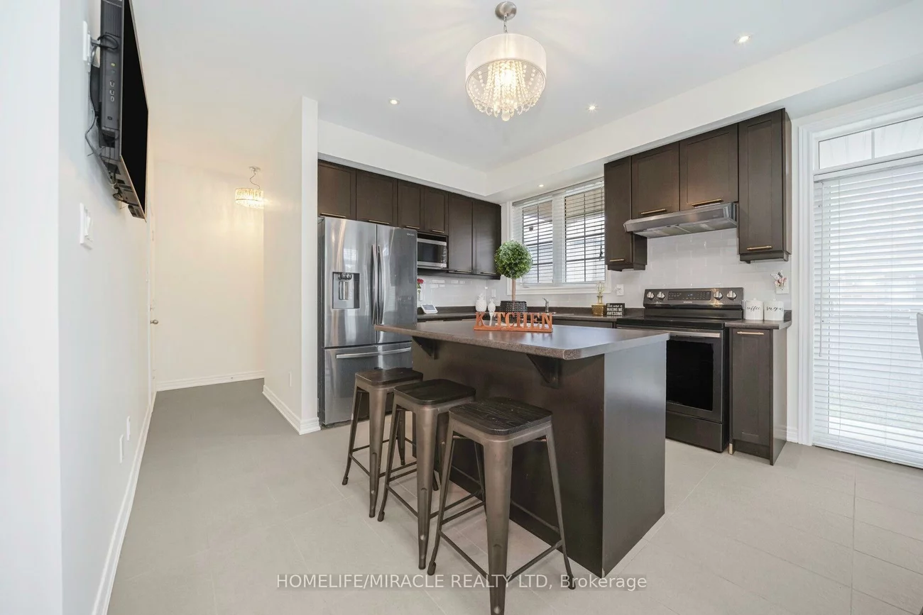 2, Aspen Hills, Credit Valley, Brampton