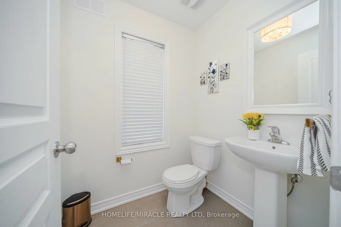 2, Aspen Hills, Credit Valley, Brampton